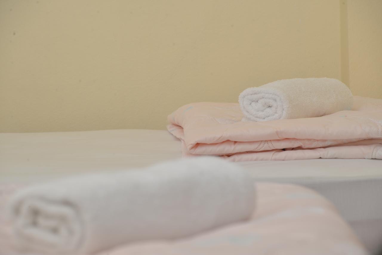 Bankaikow Hostel Kanchanaburi Ngoại thất bức ảnh